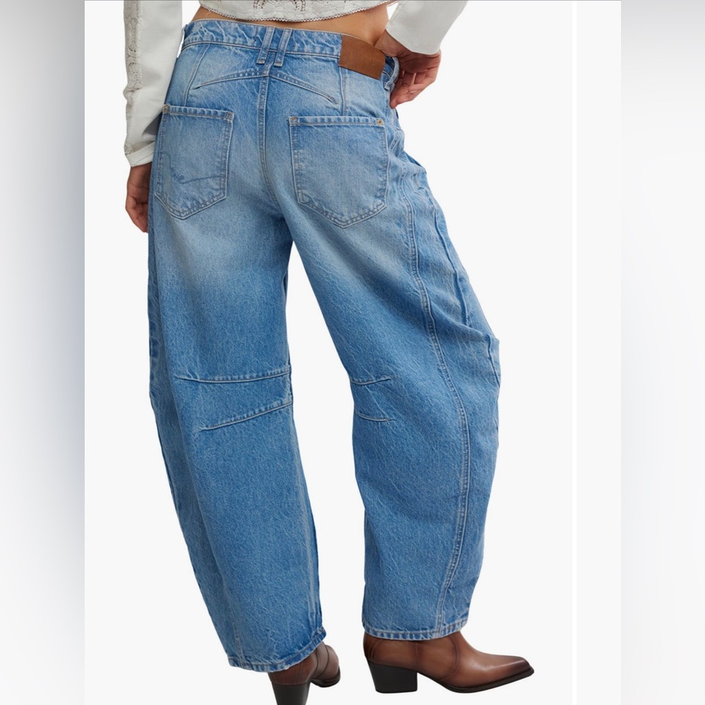 Free People, we the free Good luck, mid rise Barrel leg jeans 28Regular